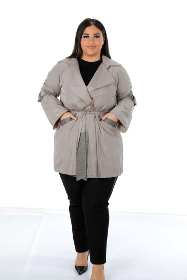 Reel Tekstil - Su Geçirmez Paraşüt Kumaş İle Üretilen Yağmurluk Taş İşlemeli Cepli Kadın Giyim Üreticisi - 7575 | Reel Tekstil