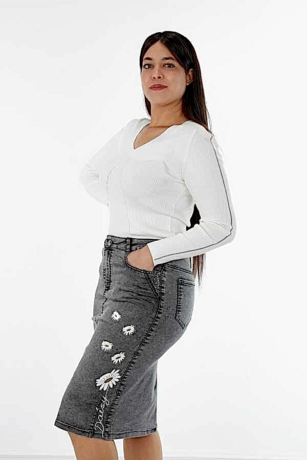 Reel Tekstil - Likralı Örme Kumaş İle Üretilen Etek Taş İşlemeli Kadın Giyim Üreticisi - 4177 | Reel Tekstil