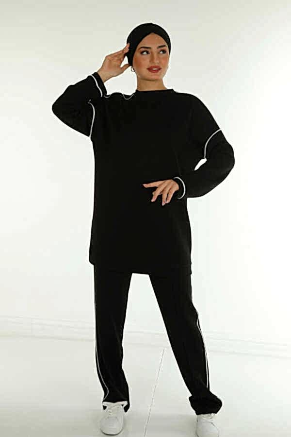 Reel Tekstil - Scuba ve İki İplikten Üretilen Tesettür Eşofman Takım İki Renkli Kadın Giyim Üreticisi - | Reel Tekstil